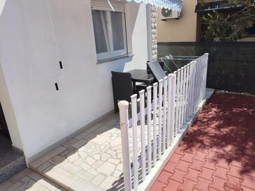 Apartmanok és szobák parkolóhellyel Medulin - 24576