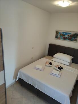 Leiligheter og rom med parkering Medulin - 24576