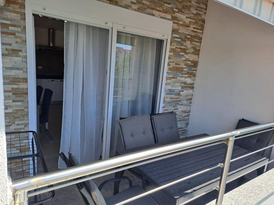 Apartmanok és szobák parkolóhellyel Medulin - 24576