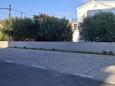 Seget Donji, Trogir, Parcare 24577 - Cazare cu plajă cu pietriș.