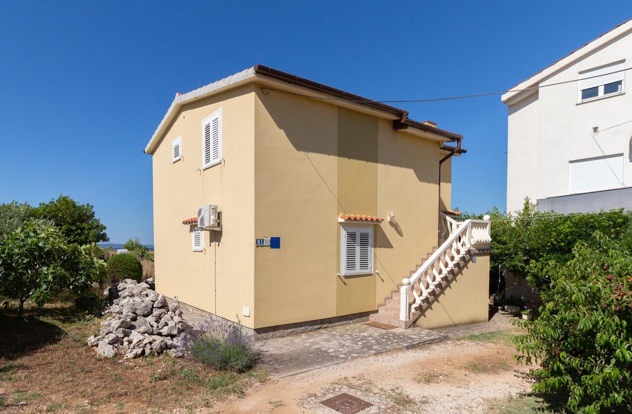 Appartamenti con parcheggio Brevilacqua - Privlaka, Zara - Zadar - 24582