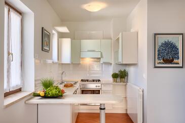 Apartmanok családok részére medencével Novigrad - 24585