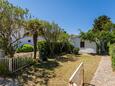 Privlaka, Zadar, Parkoviště 24588 - Ubytování s kamenitou pláží.