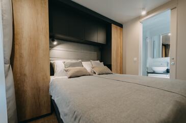 Appartamenti con parcheggio Zaravecchia - Biograd na Moru, Biograd - 24592