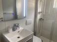 Lopar, Koupelna 2 v ubytování typu apartment, WiFi.