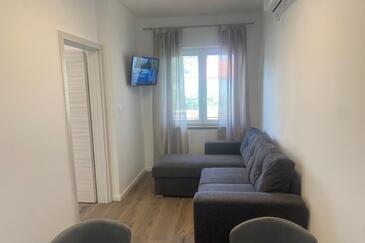 Lopar, Obývací pokoj v ubytování typu apartment, s klimatizací a WiFi.