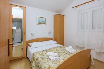 One bedroom apartment Rogoznica (A-24598-c(