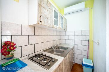 Ferienwohnungen am Meer Sukosan, Zadar - 24601