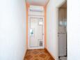 Sukošan, Hallway in the apartment, air condition available and WiFi.