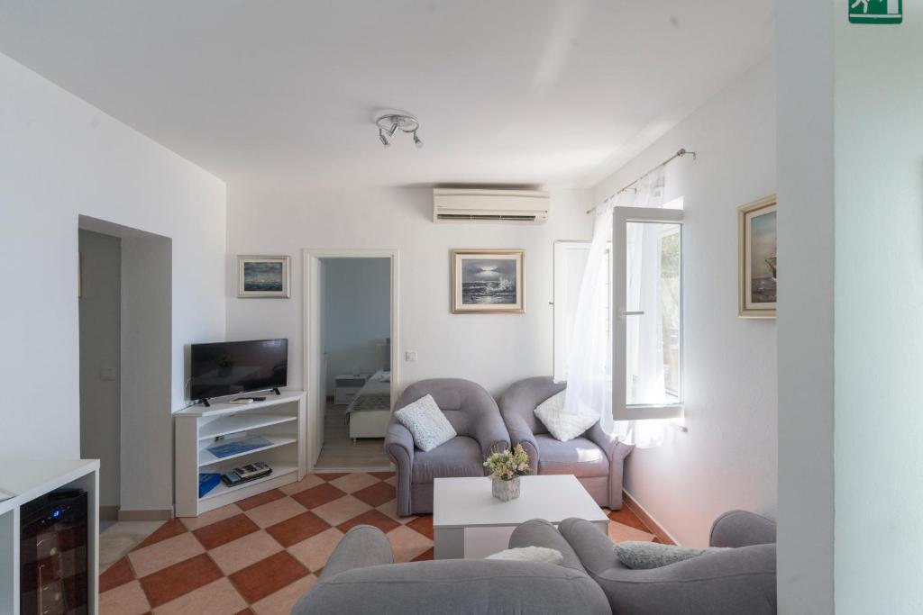 Casa accanto al mare con piscina per famiglia Dingac - Borak, Sabbioncello - Pelješac - 24604