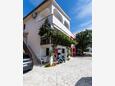 Pinezići, Krk, Objekt 24610 - Apartmaji s prodnato plažo.