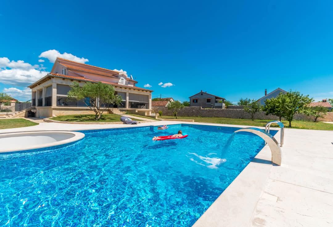 Rodinný dům s bazénem Gornje Raštane, Biograd - 24616