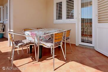 Apartmaji s parkingom Lopar, Rab - 24617