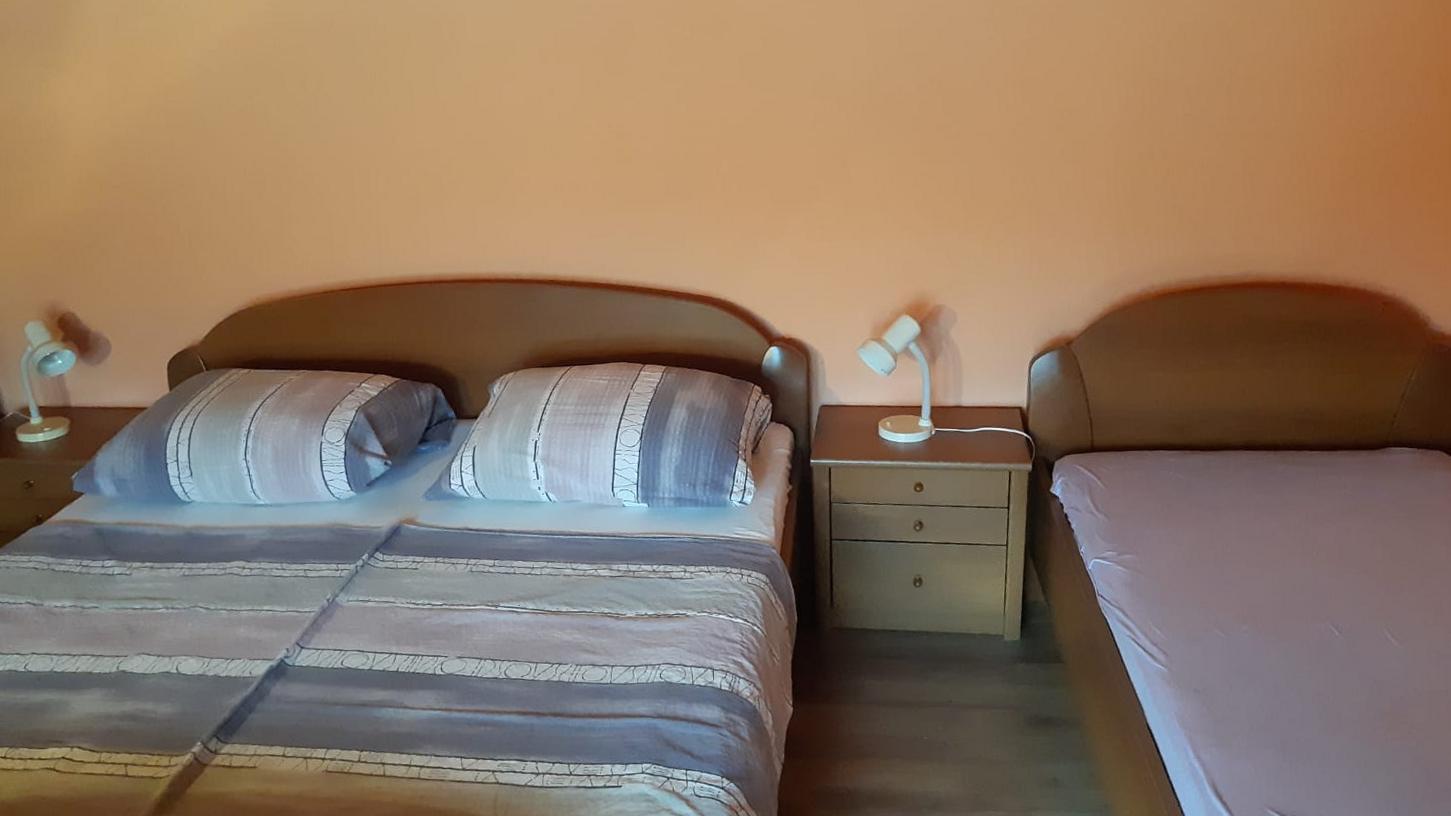 Apartmaji s parkingom Lopar, Rab - 24617