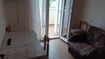 Lopar, Blagovaonica u smještaju tipa apartment, WiFi.