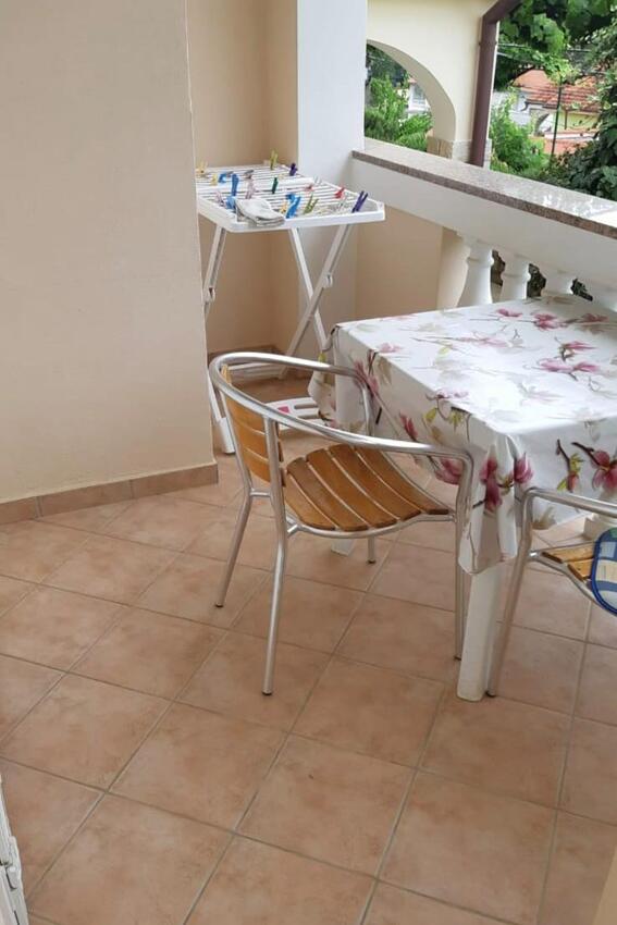 Lägenheter med parkering Lopar, Rab - 24617