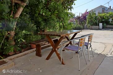 Apartmaji s parkingom Lopar, Rab - 24617