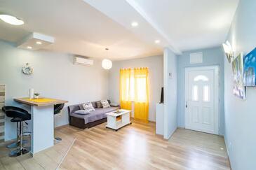 Dubrovnik, Living room in the apartment, air condition available, (pet friendly) and WiFi.