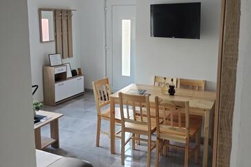 Leiligheter med parkering Otok, Slavonija - 24625