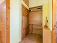 Igrane, Коридор в размещении типа apartment, WiFi.