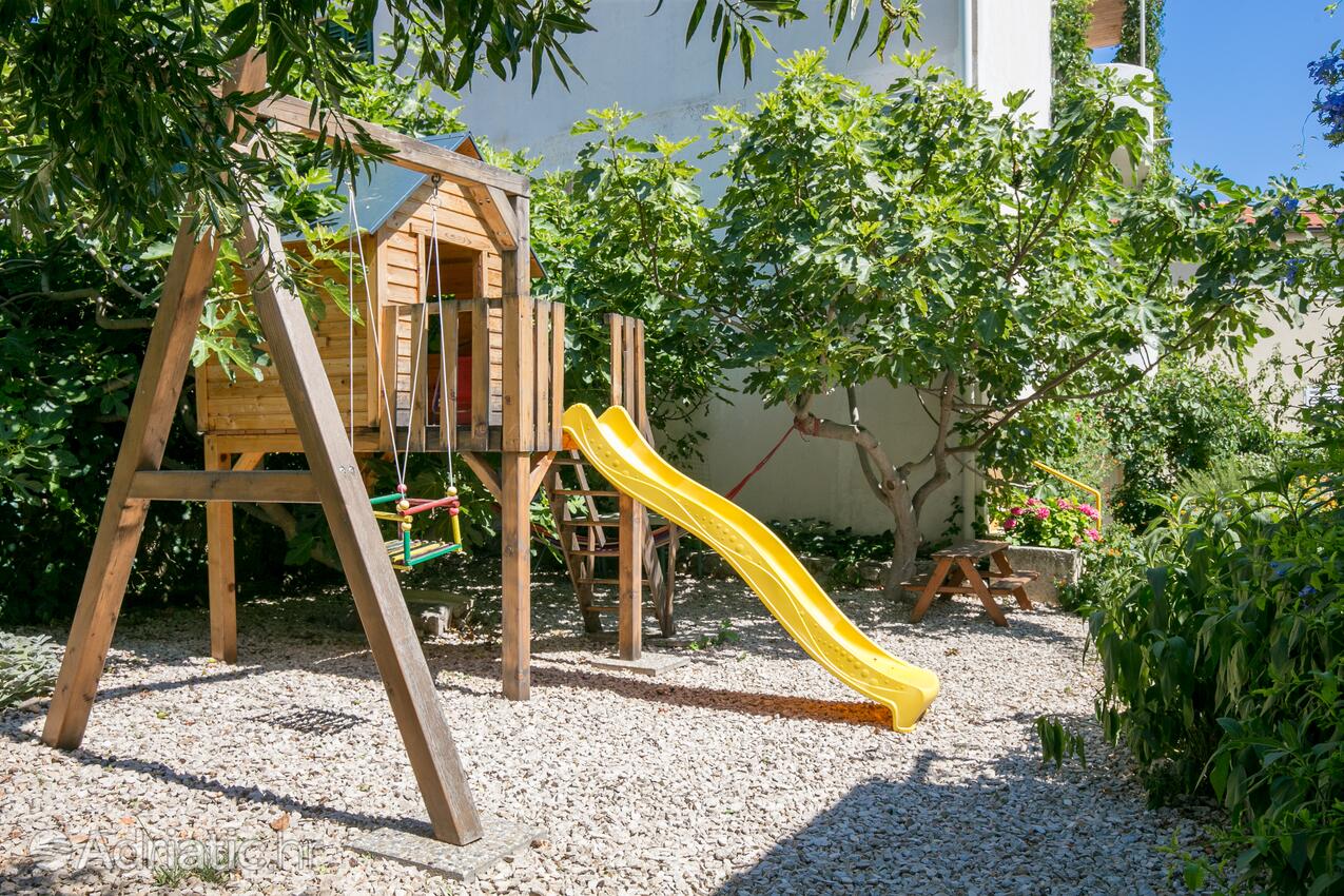 Appartamenti accanto al mare Igrane, Macarsca - Makarska - 24626