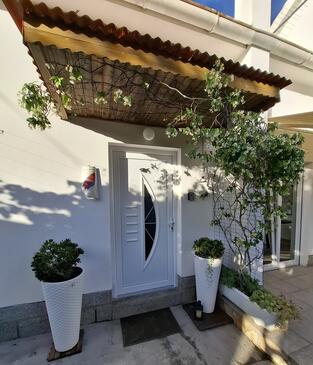 House with terrace Rab, Kvarner