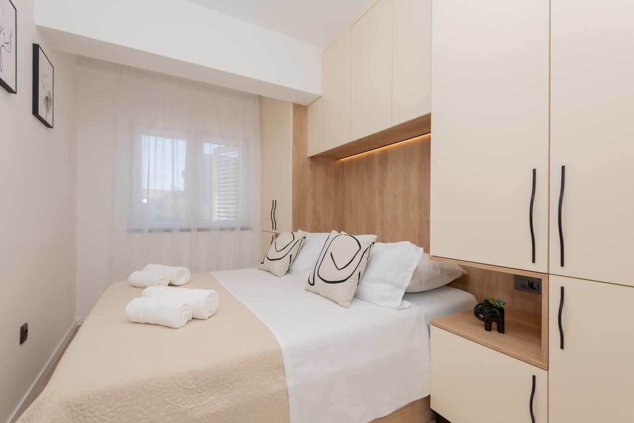 Apartmány s parkovištěm Split - 24631