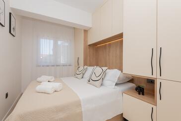 Leiligheter med parkering Split - 24631