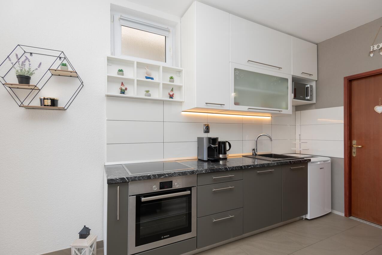 Apartmány s parkovištěm Split - 24631
