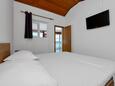 Makarska, Schlafzimmer in folgender Unterkunftsart house, WiFi.