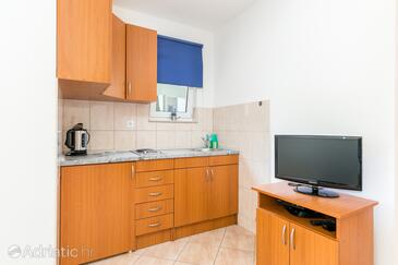 Apartmanok a tenger mellett Tucepi, Makarska - 24643