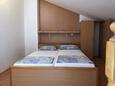 Tučepi, Dormitorio en alojamiento de tipo apartment, aire acondicionado disponible, se admiten mascotas y WiFi.