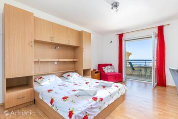 Apartamentos junto al mar Tucepi, Makarska - 24643