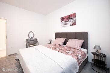 Apartamenty z parkingiem Zadar - 24646