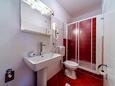 Prižba, Salle de bain dans l’hébergement en type apartment, animaux acceptés et WiFi.