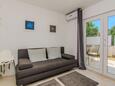 Vir, Obývací pokoj v ubytování typu apartment, s klimatizací, domácí mazlíčci povoleni a WiFi.