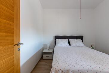 Апартаменты с парковкой Вир - Vir - 24653