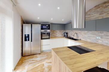 Ferienwohnungen mit Parkplatz Vilanija, Umag - 24656