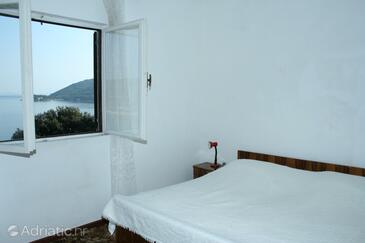 Apartments by the sea Vis - 2466