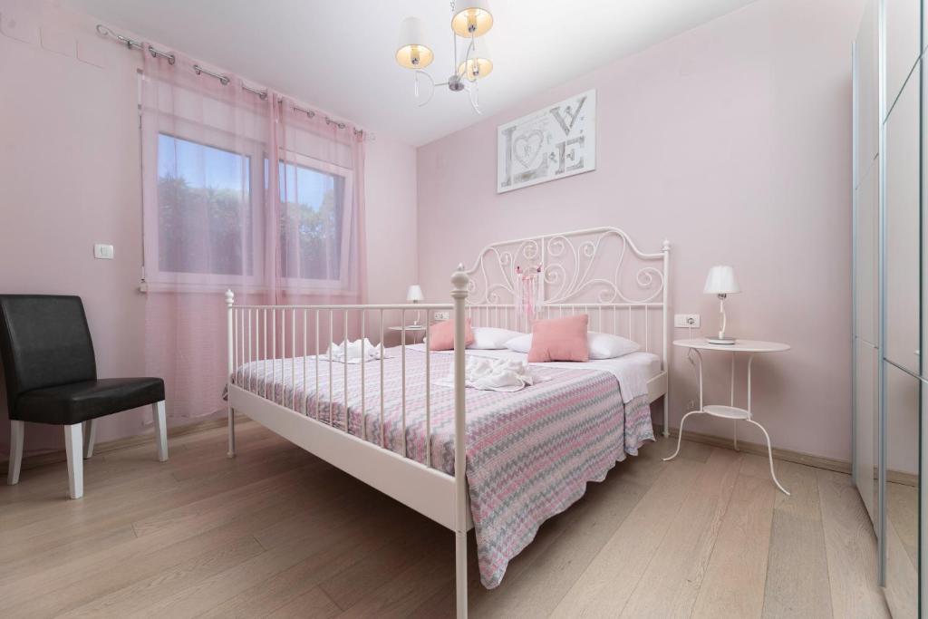 Appartamenti accanto al mare Malinska, Veglia - Krk - 24664