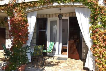 Apartmaji s parkingom Banjol, Rab - 24672