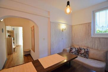 Banjol, Obývacia izba v ubytovacej jednotke studio-apartment, WiFi.