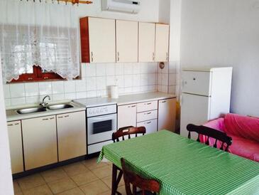 Dvosobni apartman Brgulje, Molat (A-24673-a(