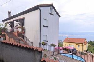 Appartementen met zwembad geschikt voor gezinnen met kinderen Lovran, Opatija - 24675