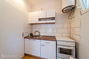 Apartmani uz more Ubli, Lastovo - 24676