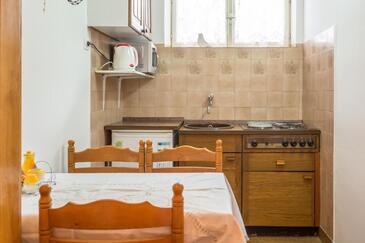 Apartmanok és szobák a tenger mellett Tucepi, Makarska - 24679