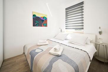 Ferienwohnungen mit Pool Umag - 24680