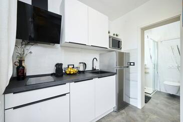 Umag, Bucătărie în unitate de cazare tip studio-apartment, WiFi.