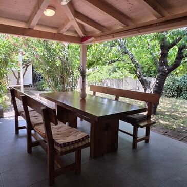 Casa de vacanţă cu parcare Baska, Krk - 24681 Adriatic.hr