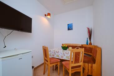 Mali Lošinj, Esszimmer in folgender Unterkunftsart apartment, Klimaanlage vorhanden und WiFi.